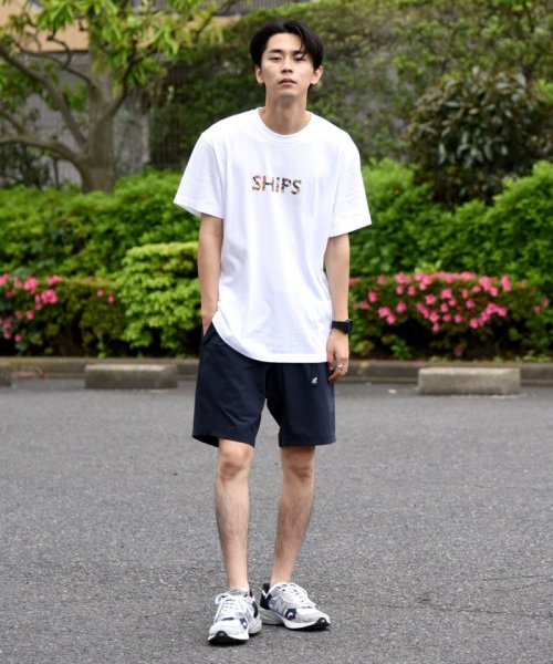 SHIPS MEN(シップス　メン)/【WEB限定】SHIPS: SCREEN STARS（Ｒ）ボディ SHIPS ロゴ フラワー柄 Tシャツ/img01