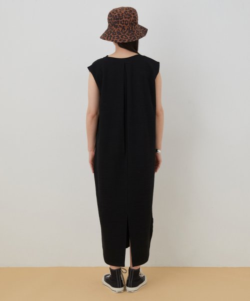 セール アウトレット店舗 Web限定 スリットネックワンピース アダム エ ロペ Adam Et Rope Magaseek