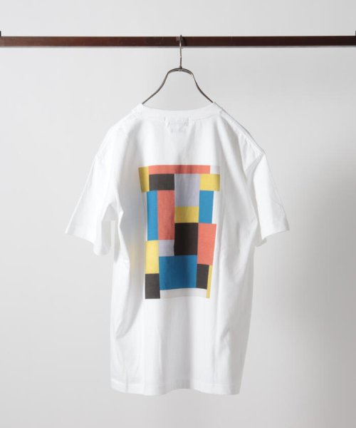 GLOSTER(GLOSTER)/【Art collector】THEO VAN DOESBURG バックプリント アーティストフォトTシャツ/img09