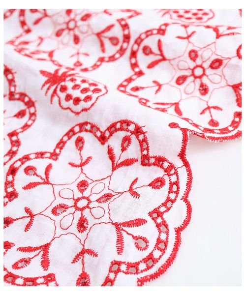 Sawa a la mode(サワアラモード)/ふんわり袖の花刺繍コットンブラウス/img06