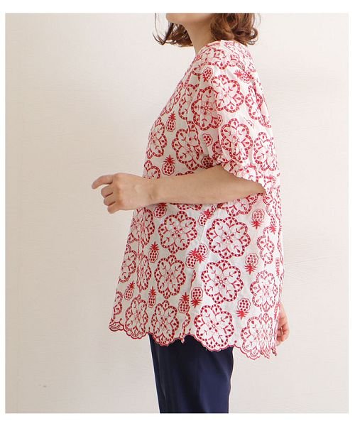 Sawa a la mode(サワアラモード)/ふんわり袖の花刺繍コットンブラウス/img17