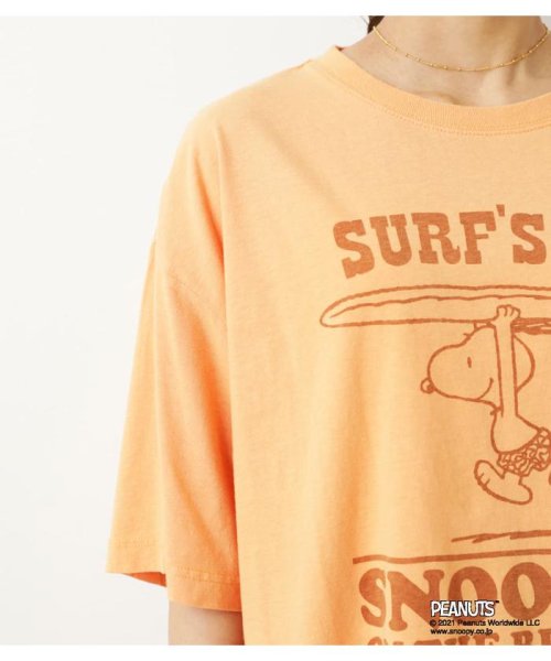 RODEO CROWNS WIDE BOWL(ロデオクラウンズワイドボウル)/PEANUTS SURF’S UP Tシャツ/img25