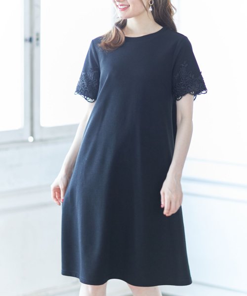 tocco closet(トッコクローゼット)/後ろりぼん付き袖口レース装飾ワンピース/img01