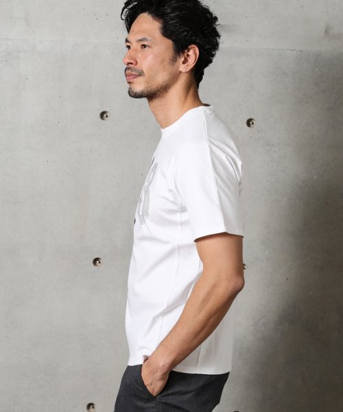 Men's Bigi(メンズビギ)/<1PIU1UGUALE3 RELAX(ウノ ピゥ ウノ ウグァーレ トレ リラックス)>ラインストーンTシャツ/img02