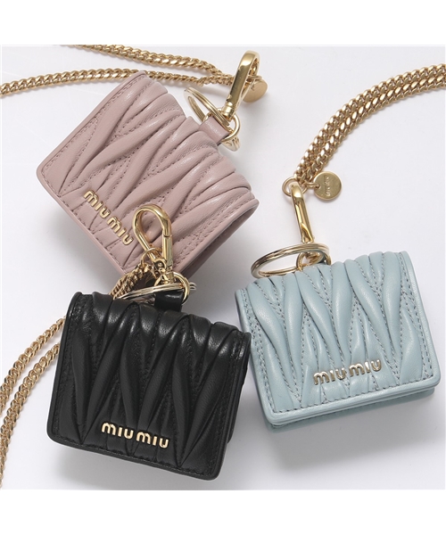 miumiu airpods ケース