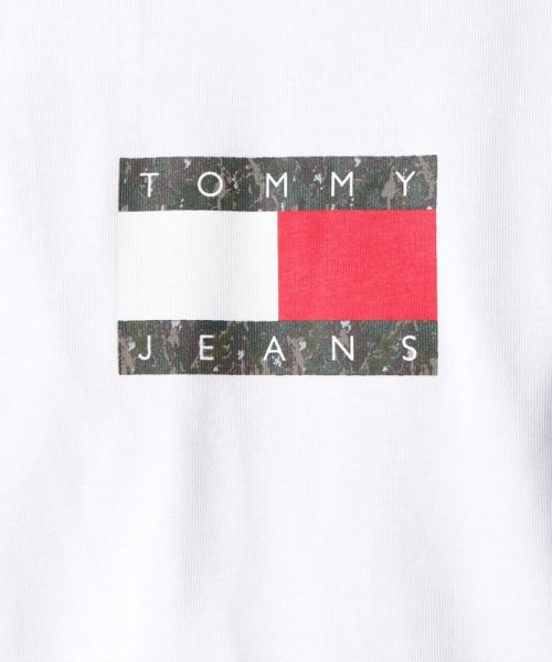 TOMMY JEANS(トミージーンズ)/カモフラージュフラッグTシャツ/img18