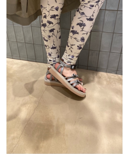 SUICOKE】TOSSHI-V(504070476)|阪急百貨店公式通販サイト SUICOKE】TOSSHI-V(504070476)|阪急百貨店公式通販サイト