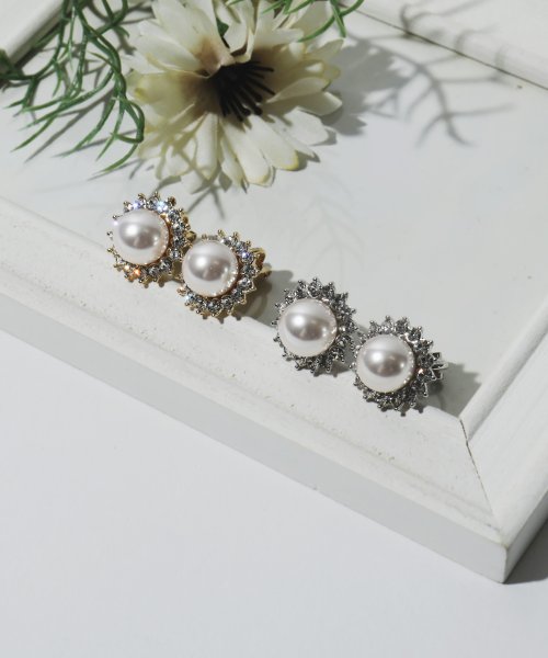 セール パーティー イヤリング アクセサリー 両耳 パール イミテーションパール シンプル おしゃれ 大きめ ビジュー ドレス ワンピース シンプル 結婚式 セレモニー ニアナ Niana Magaseek