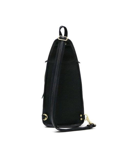 ダブルス ボディバッグ DOUBLES バッグ ショルダーバッグ ワンショルダーバッグ YIX スリングバッグ 本革 レザー 斜めがけ YIX－1401 また