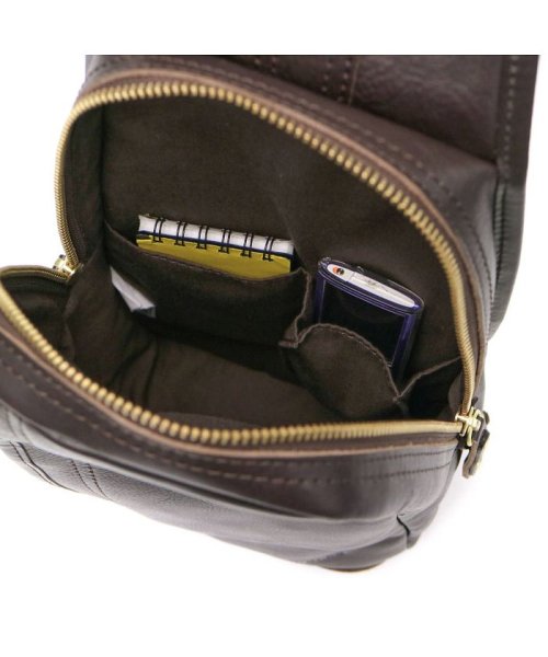 ダブルス ボディバッグ DOUBLES バッグ ショルダーバッグ ワンショルダーバッグ YIX スリングバッグ 本革 レザー 斜めがけ YIX－1401 また