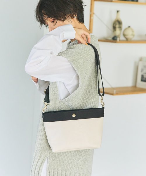 【VERY 10月号掲載】【Breath TOPKAPI】ブレス トプカピ RIPPLE リプル スリム レディース ミニショルダー バッグ【キズ にも強い】 