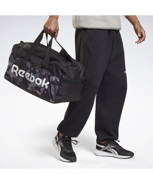 Reebok(Reebok)/アクティブ コア グラフィック グリップ バッグ / Act Core Graphic Grip Bag/img01