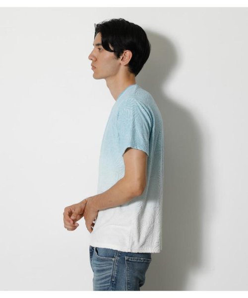 AZUL by moussy(アズールバイマウジー)/LEAF PILE GRADATION V/N TEE/img14