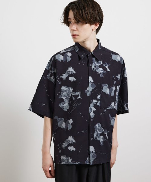 ジュンレッド Junred ワールドマッププリントシャツ Magaseek ジュンレッド Junred ワールドマッププリントシャツ Magaseek