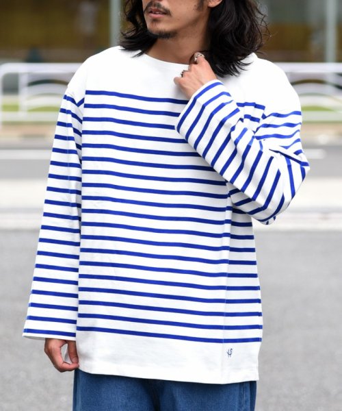 SHIPS MEN(シップス　メン)/【WEB限定】SHIPS: ワンポイント ロゴ リラックスフィット ジャージー ボーダー ボートネック ロングスリーブ Tシャツ (ロンT)/img12