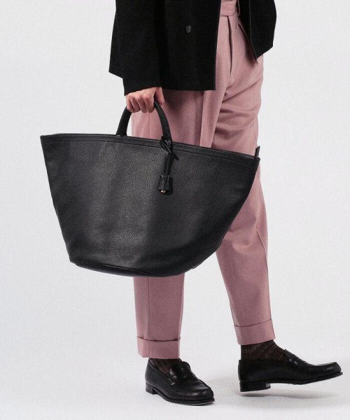 【別注】A×TOMORROWLAND シュリンクレザートートバッグ 