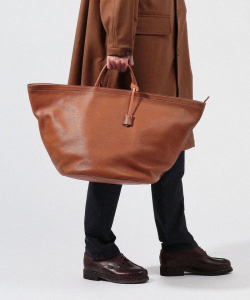 【別注】A×TOMORROWLAND シュリンクレザートートバッグ 