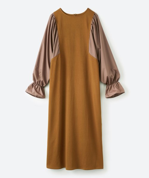 迷った朝にこれさえあれば さっと着るだけで簡単なのに 地味にならずにちゃんと着映える着心地楽ちん異素材ワンピース ハコ Haco Magaseek