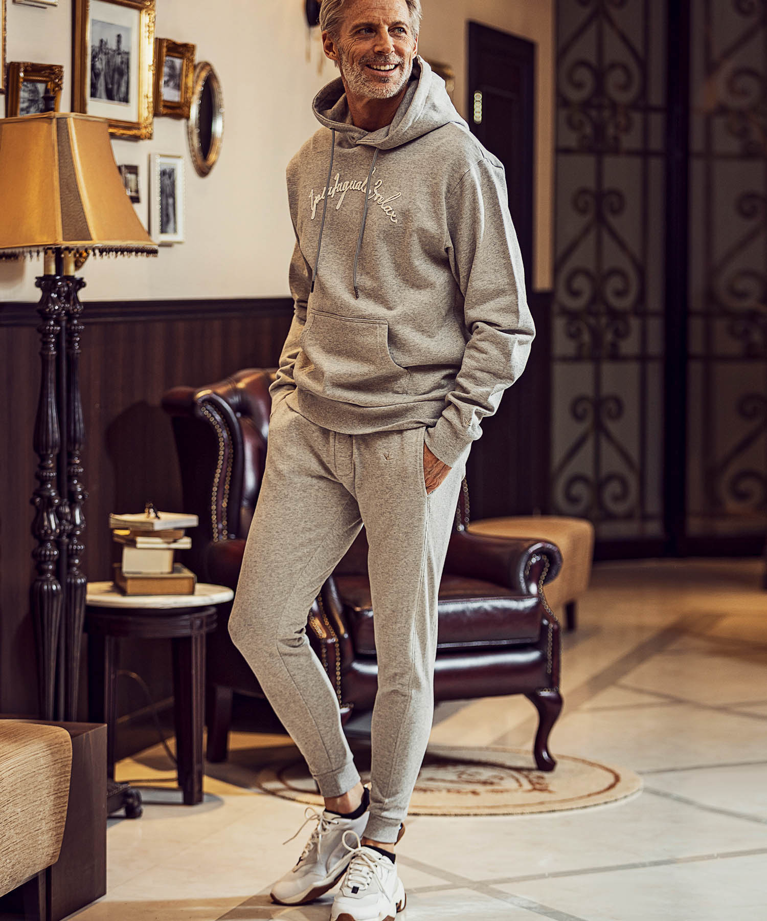 コード刺繍スウェットパンツ(504256342)｜HANKYU MEN'S / 阪急メンズ