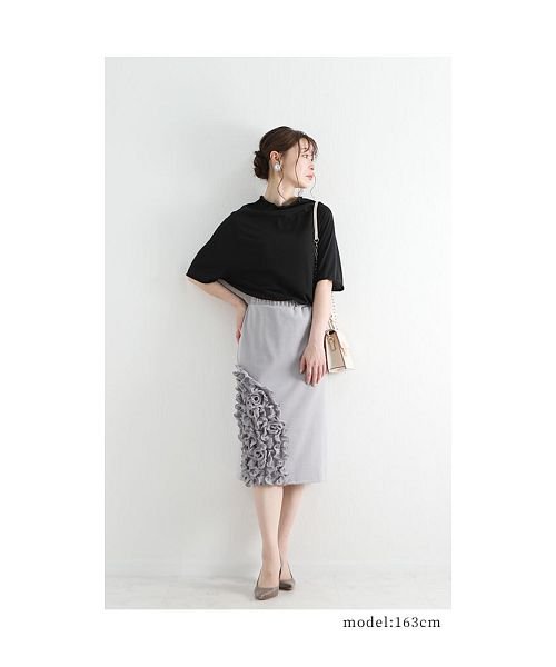 Sawa a la mode(サワアラモード)/女優気分な花モチーフ付きタイトスカート/img05