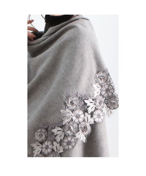 Sawa a la mode(サワアラモード)/繊細な花刺繍レースの上質ストール/img20