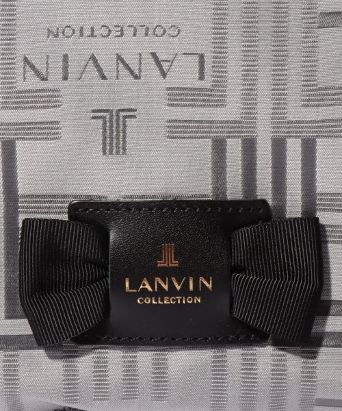 ショルダーバッグ【サンマール】 商品説明アイコニックなシンボルとブランロゴを組み合わせた総柄を、大人っぽいシックなカラーリングで表現したショルダーバッグ。小さ U1361919448(10450円)