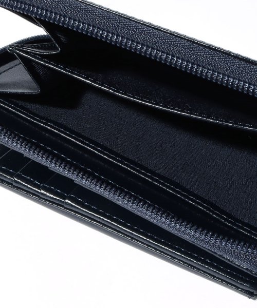 牛革二つ折り財布 D－22 