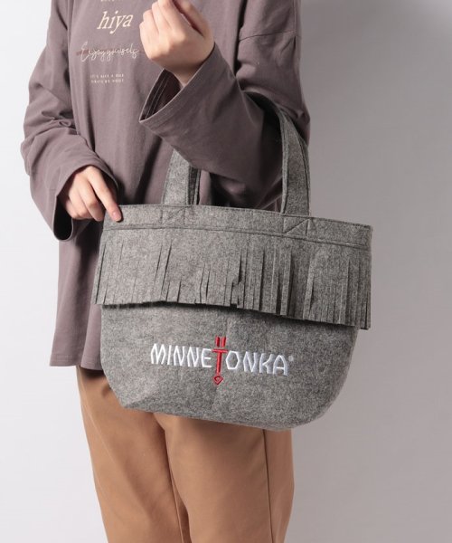 MINNETONKA(MINNETONKA)/Fringe tote bag melton/img05