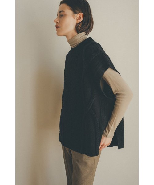 セール】3D CABLE SLIT KNIT VEST(504303247) | クラネ(CLANE) - MAGASEEK