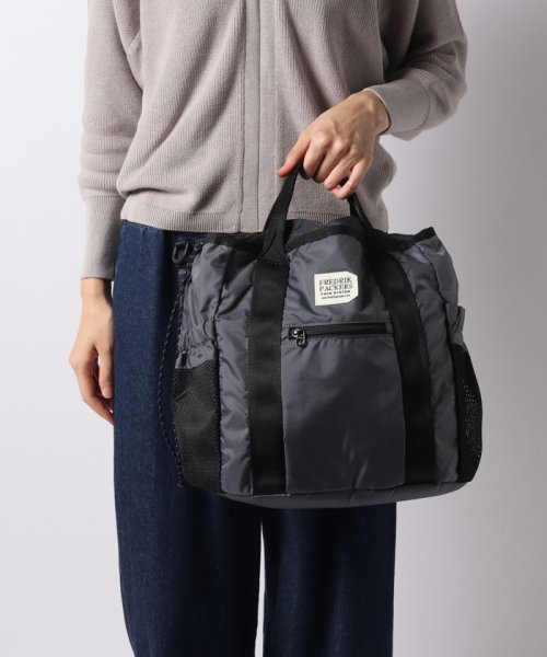 大容量なのに軽量◎【FREDRIK PACKERS / フレドリックパッカーズ】210D　TIPI TOTE ティピトート マザーズトートバッグ