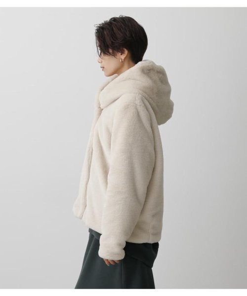 AZUL by moussy(アズールバイマウジー)/FLUFFY HOODIE SHORT COAT/img05