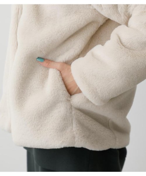 AZUL by moussy(アズールバイマウジー)/FLUFFY HOODIE SHORT COAT/img08