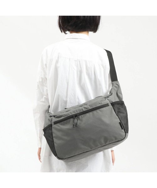 snow peak(スノーピーク)/スノーピーク ショルダーバッグ snow peak Everyday Use Middle Shoulder Bag B4 A4 17L AC－21AU416/img08