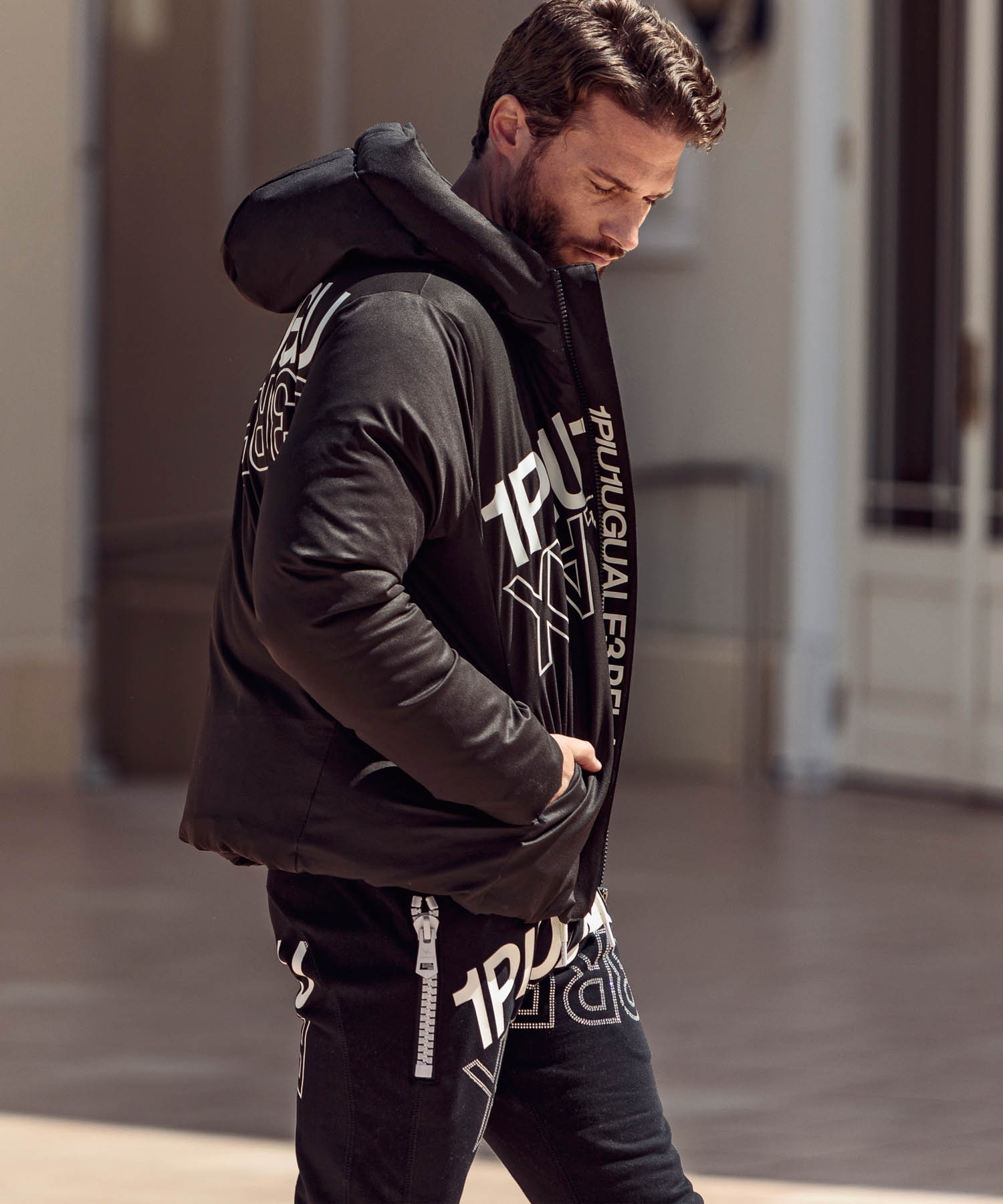 ハイデンシティダブルロゴダウンジャケット(504333429)｜HANKYU MEN'S