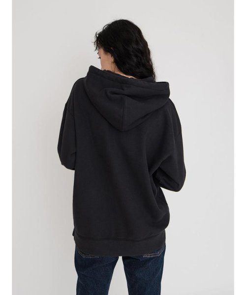 Levi's(リーバイス)/GRAPHIC STANDARD HOODIE NEW LOGO II CAVIAR/img02