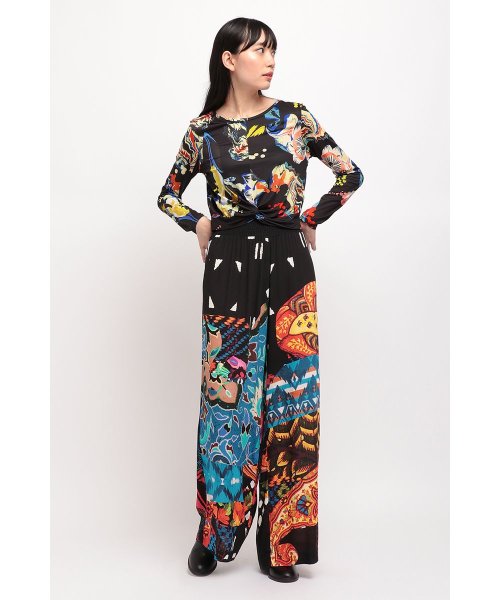 Desigual(デシグアル)/Mr. Christian Lacroixデザインのプリント入りレディースTシャツ/img04