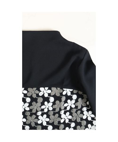 Sawa a la mode(サワアラモード)/レトロな花刺繍のハイネック切替ワンピース/img11