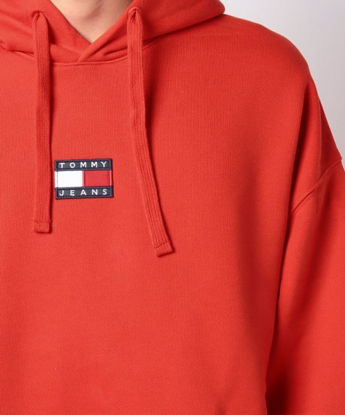 TJM TOMMY BADGE HOODIE 