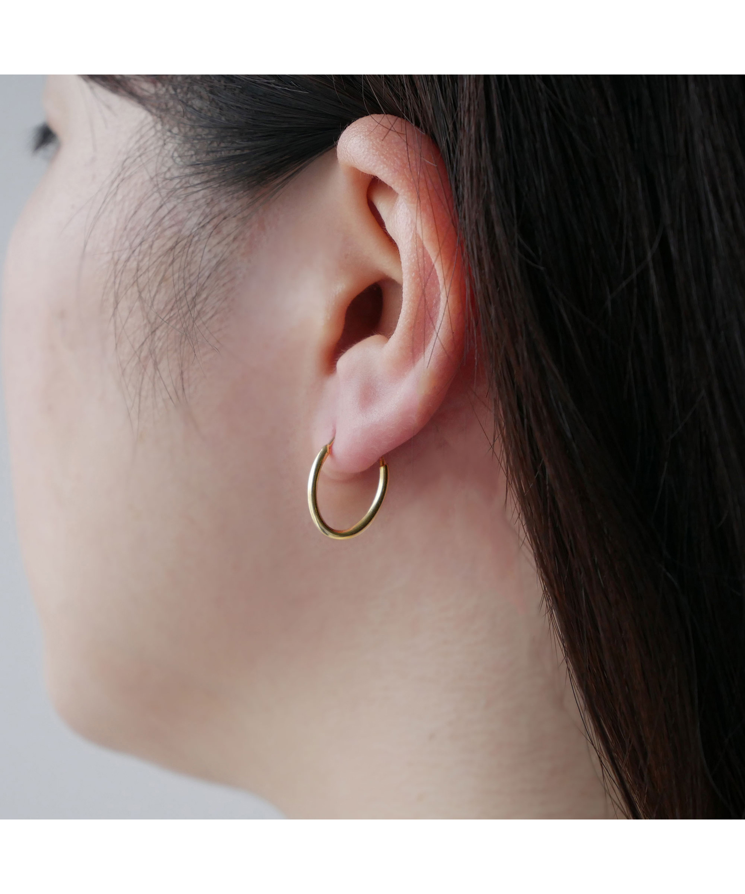 ヴァンドーム青山 フープピアス 片耳 K18 公式】[ヴイエー ヴァン