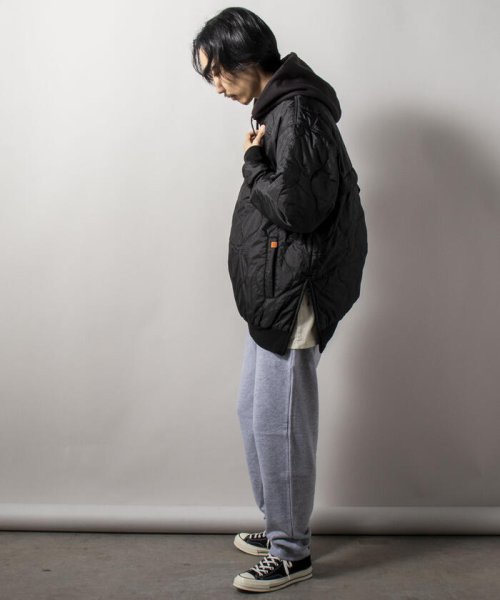 GLOSTER(GLOSTER)/【WEB限定】【UNIVERSAL OVERALL】QUILT HOODIE キルトフーディ/img02