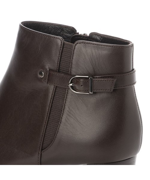 ベルトデザインサイドゴアショートブーツ ヒール5 5cm／筒丈10cm■原産国