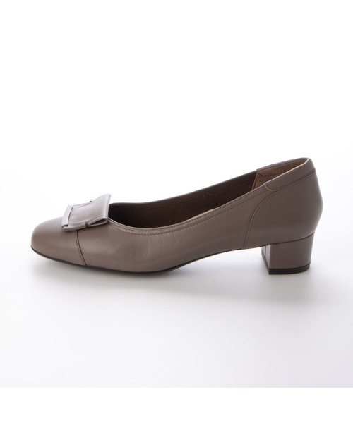 【3E】ローヒールスクエアパンプス 3E 本革