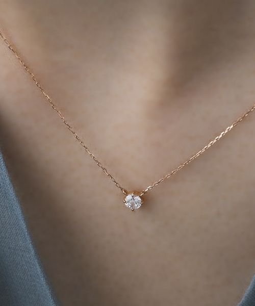 K10ピンクゴールドネックレス *店舗にてお問い合わせの際は メーカー品番をお申し付け下さい アフターサービスに関しましては ご利用の際には 必ずマガシーク発行のご購入明細書と取扱い説明書 保証書 をお持ち下さい お品物やお客様のご使用状況により 一部お承りできないアフターサービスもございます あらかじめご了承ください