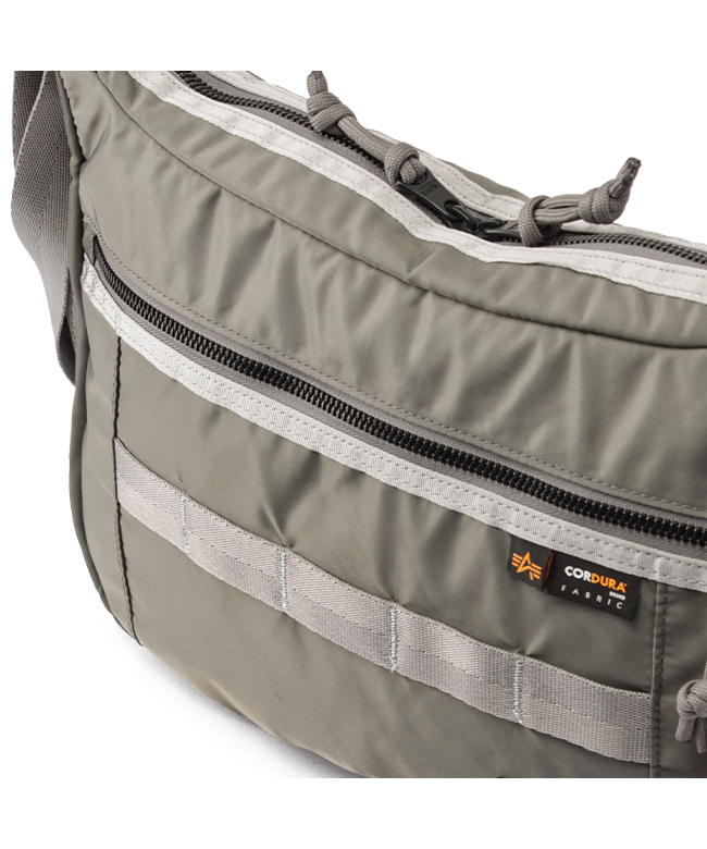 HOT，豊富な アルファインダストリーズ MA－1タイプ ショルダーバッグ