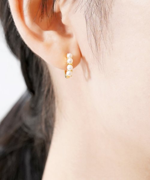 ベビーパールキャッチレスピアス 