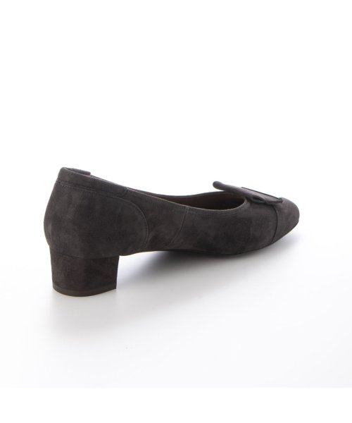 【3E】ローヒールスクエアパンプス 3E 本革