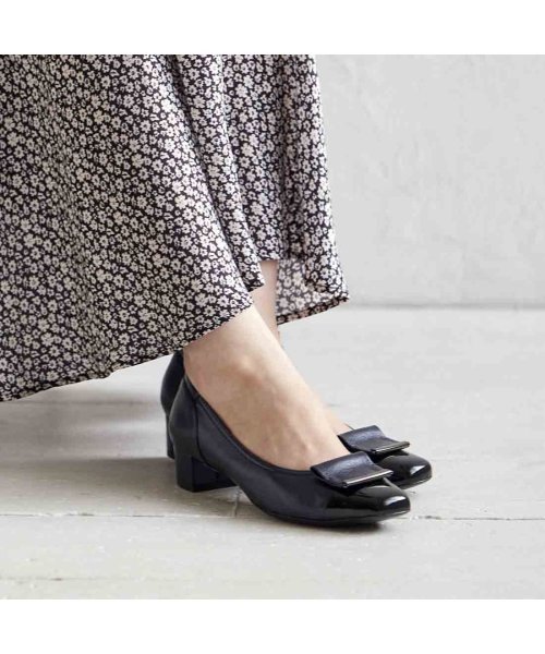 【3E】ローヒールスクエアパンプス 3E 本革