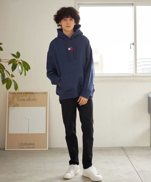 TJM TOMMY BADGE HOODIE 