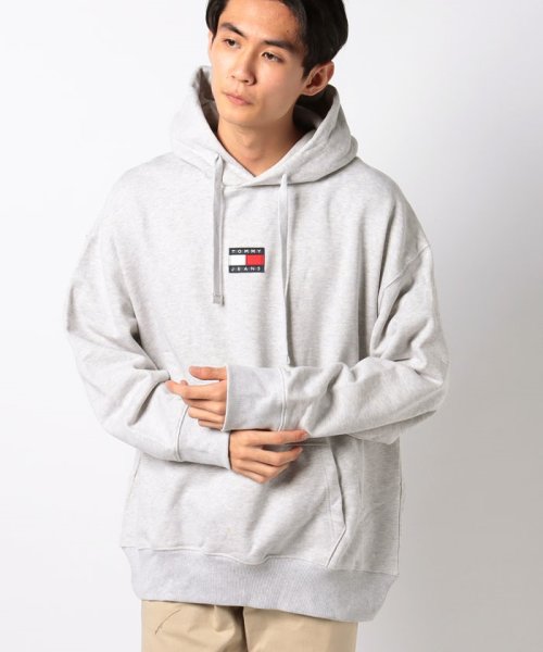 TJM TOMMY BADGE HOODIE 