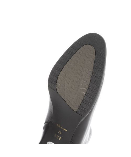 ベルトデザインサイドゴアショートブーツ ヒール5 5cm／筒丈10cm■原産国